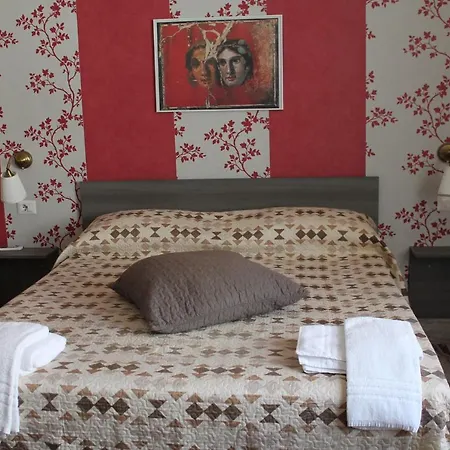 Amphitheatrum Gate Guest house