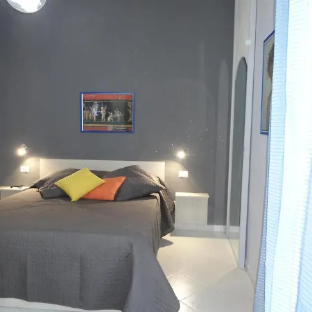Amphitheatrum Gate Affittacamere 3*